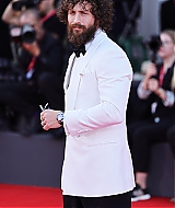 439.jpg